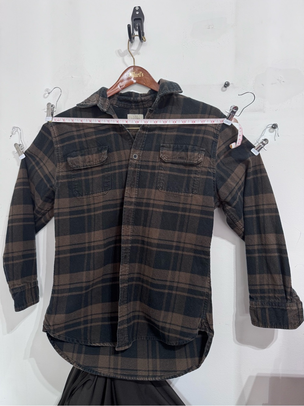 Jachs Black and Brown Plaid Long-Sleeve Button-Down Shirt